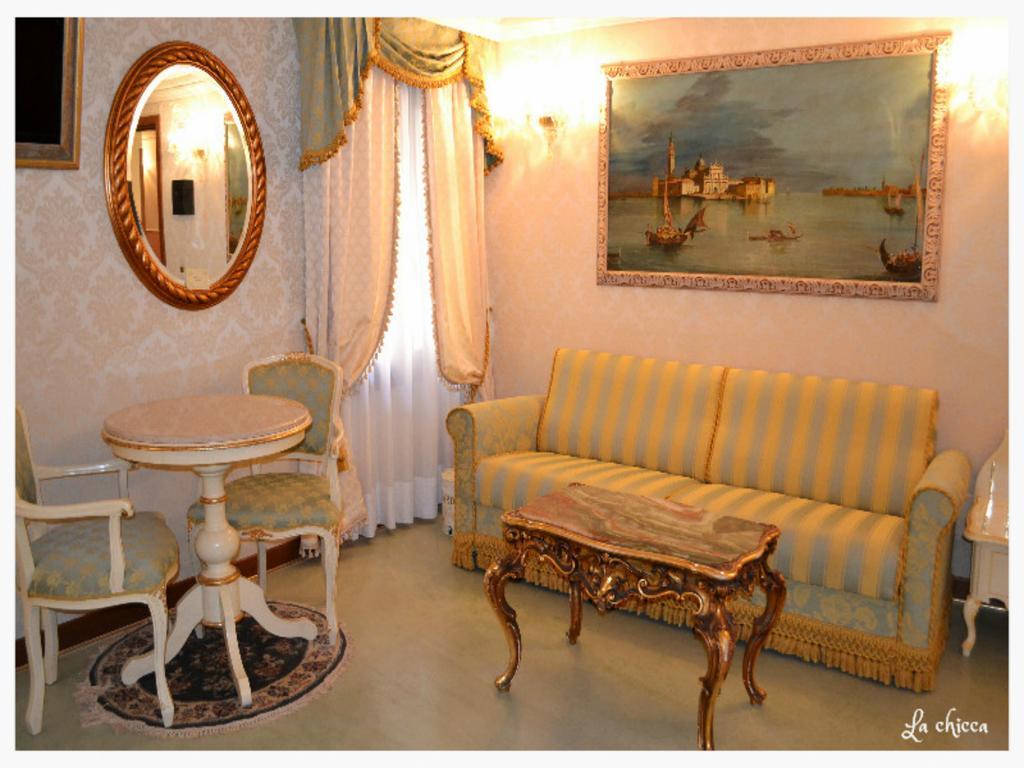 Guest House La Chicca Βενετία Δωμάτιο φωτογραφία