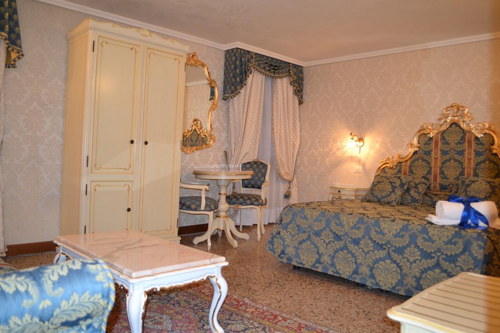 Guest House La Chicca Βενετία Εξωτερικό φωτογραφία