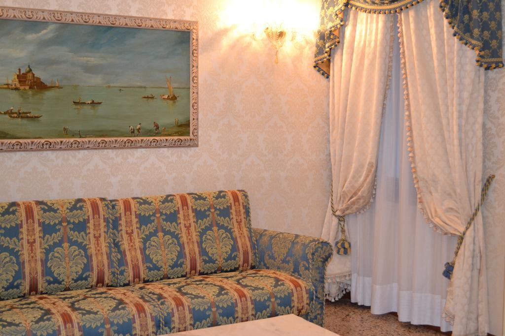 Guest House La Chicca Βενετία Εξωτερικό φωτογραφία